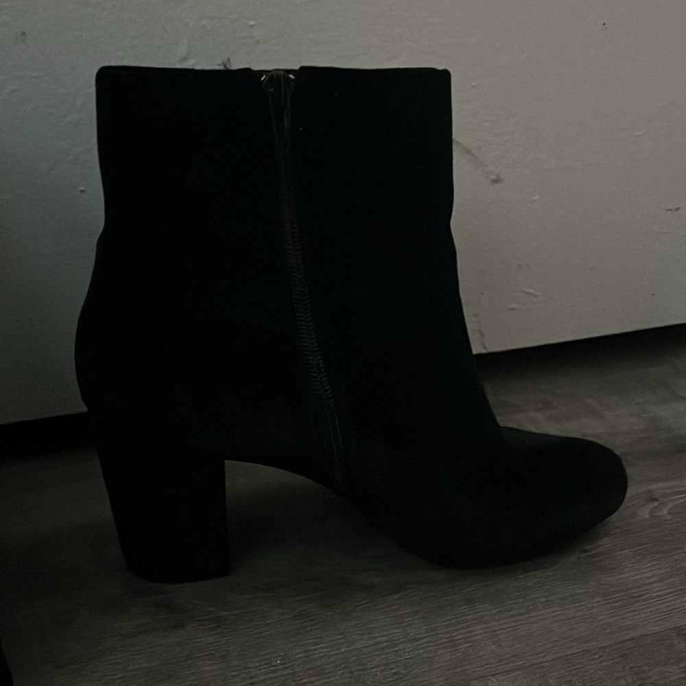 Basic black boots - Picture 2 of 2